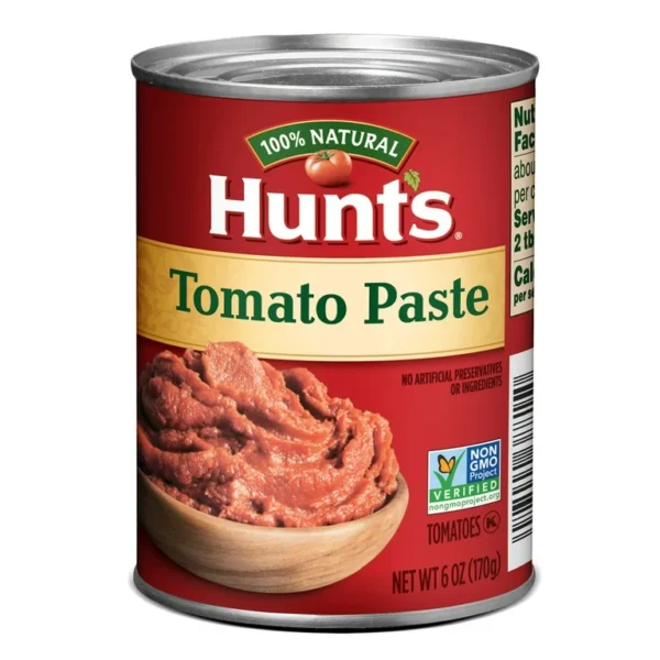 Hunt's 100% natural tomato paste can.